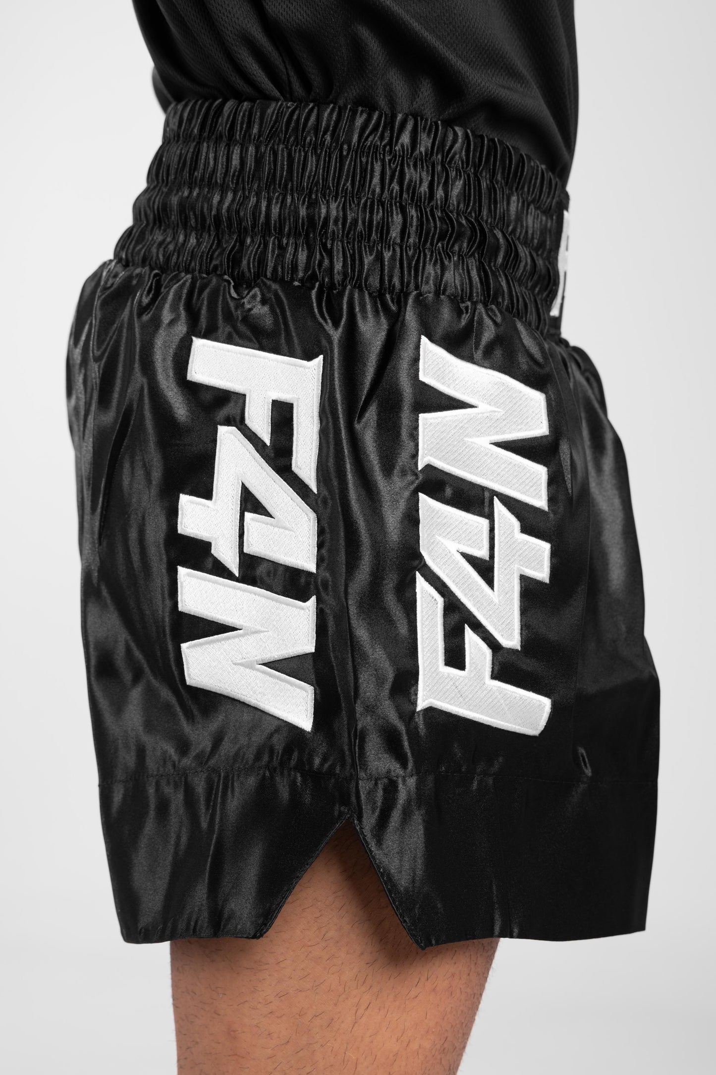 Shorts Muay Thai - nero