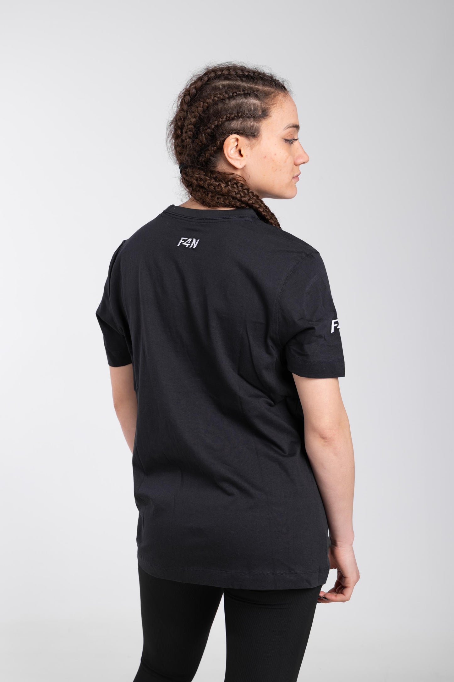 T-shirt ricamata F4N - nero